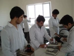نمایی از آزمایشگاه صنایع شیمیایی مرکز