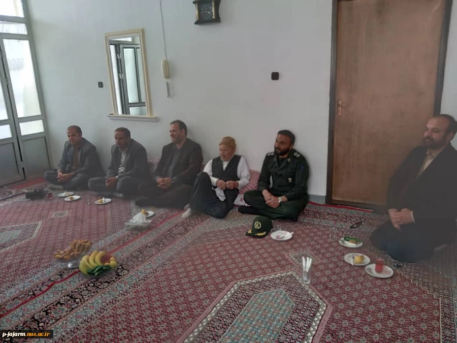 دیدار امروز عصر با خانواده شهید پور رضا(خیر اهدا کننده زمین به دانشکده)به همراه جناب آقای دکتر مهدوی مدیر کل محترم صدا و سیمای خراسان شمالی و معاونت های سازمان و جناب سرهنگ حیدری فرماندهی محترم ناحیه مقاومت بسیج شهرستان جاجرم... 2