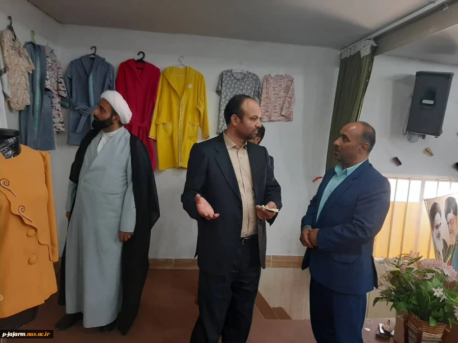 افتتاحیه نمایشگاه آثار هنری و دستاوردهای دانشجویان  رشته طراحی و دوخت 4