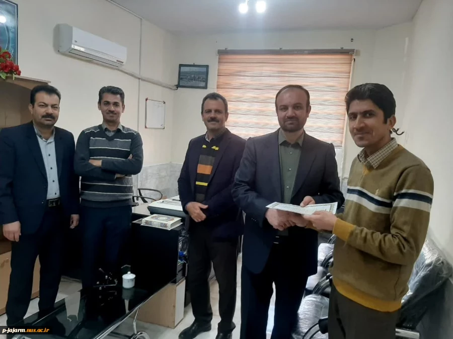 تقدیر از پژوشگر مهارتی برتر جناب آقای مهندس حسین نقابی  2