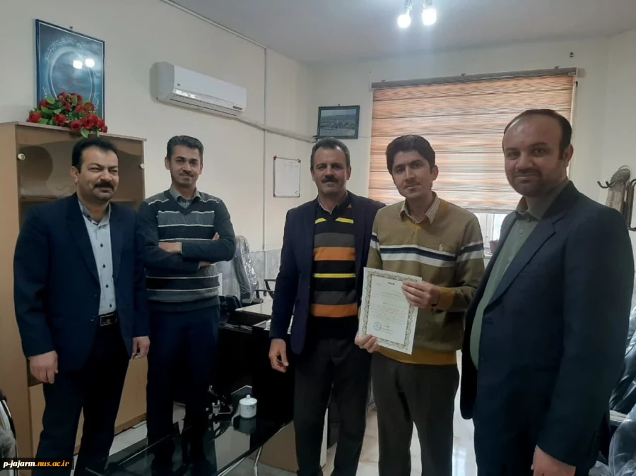 تقدیر از پژوشگر مهارتی برتر جناب آقای مهندس حسین نقابی  3