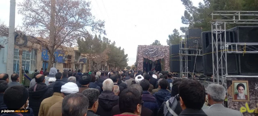 حضور همکاران و دانشجویان محترم در مراسم تشییع پیکرهای مطهر 6 شهید گمنام شنبه ۳ دی ماه  3