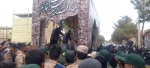 حضور همکاران و دانشجویان محترم در مراسم تشییع پیکرهای مطهر 6 شهید گمنام شنبه ۳ دی ماه  4
