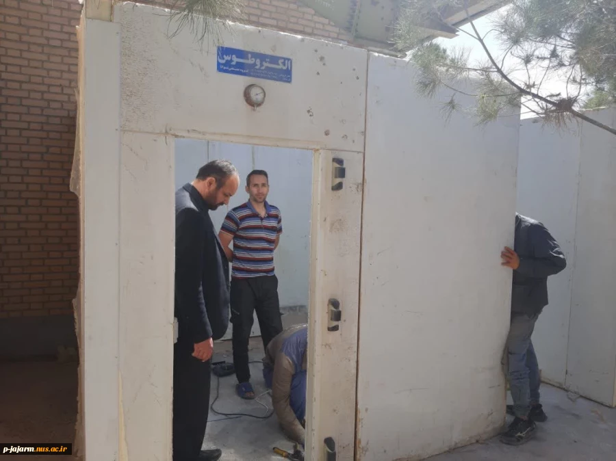 افتتاح سردخانه مواد غذایی مرکز همزمان با بازدید ریاست محترم دانشگاه فنی و حرفه ای خراسان شمالی جناب آقای دکتر قاضی پور و هیات محترم همراه از دانشکده فنی جاجرم 5