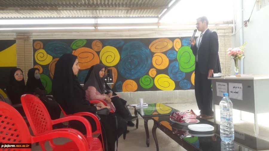 سخنرانی همکاران مرکز در کارگاه آموزشی انتخاب رشته هنرستان های پروین و پویای جاجرم 3