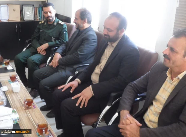 سلام.دیدار با فرماندهی محترم ناحیه مقاومت بسیج شهرستان‌ گرمه جناب سرهنگ پور محمدی به مناسبت سوم خرداد( روز فتح خرمشهر قهرمان)
چهارشنبه ۳خرداد۱۴۰۲ 2