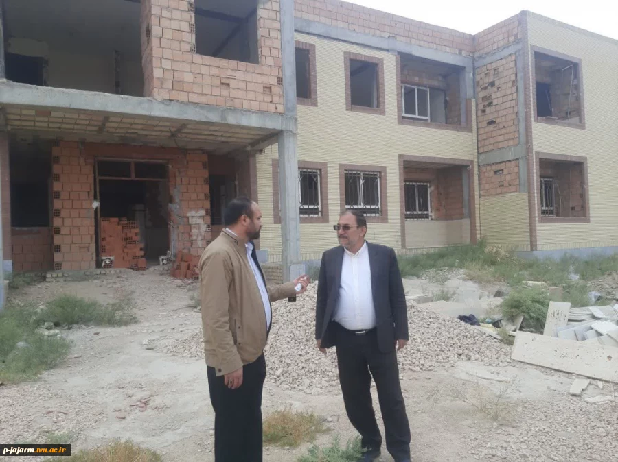 بازدید نماینده محترم مجلس شورای اسلامی جناب آقای دکتر پاکمهر و هیات همراه از دانشکده فنی و حرفه ای جاجرم 5 مهر ماه 1402 12