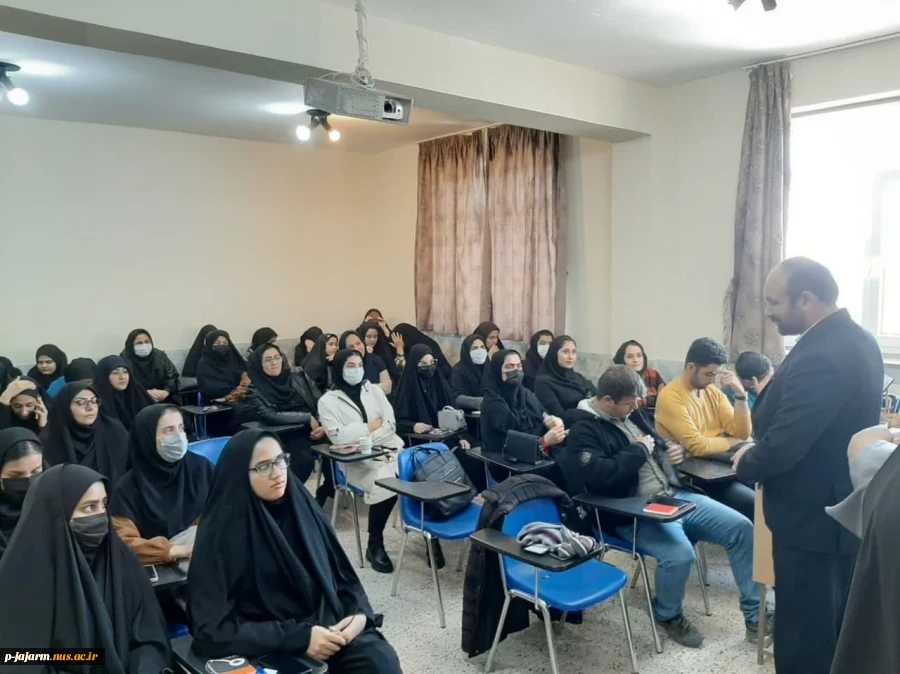 برگزاری کارگاه های مختلف آموزشی و پژوهشی برای دانش آموزان هنرستان‌ها ی جاجرم. و معرفی ظرفیت‌های موجود در مرکز آذر 1401 3