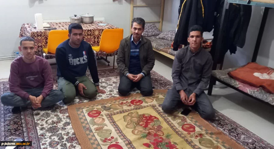 نشست صمیمی رئیس اداره امور دانشجویان مرکز  با دانشجویان خوابگاهی 2