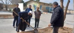 به مناسبت روز درخت کاری و هفته منابع طبیعی انجام شد: کاشت چندین اصله نهالِ مثمر در دانشکده فنی و حرفه ای جاجرم . 2