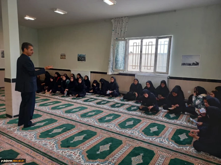 حضور همکاران آموزشکده فنی جاجرم در هنرستان عترت شهرستان گرمه  2