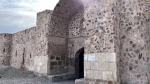 بازدید دانشجویان کارشناسی رشته طراحی و دوخت از مکان‌های تاریخی شهرستان جاجرم
 (در ارتباط با درس سبک های هنری و درس نماد شناسی) 3