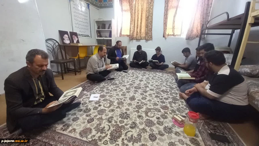 حضور مسئولین دانشکده فنی در خوابگاه و برگزاری نشست صمیمی با دانشجویان محترم خوابگاهی. یکشنبه ۱۳ خرداد 1403 4