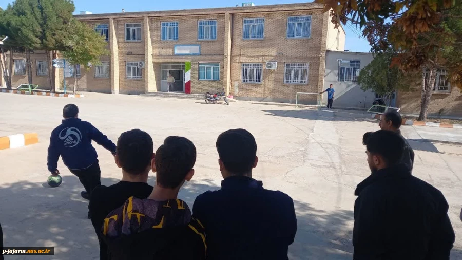 برگزاری مسابقات ورزشی برای دانشجویان پسر به مناسبت گرامیداشت یوم الله ۱۳ آبان ،روز ملی مبارزه با استکبار جهانی 13