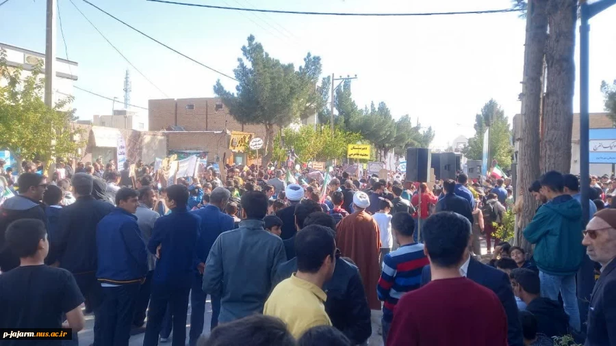 حضور دانشجویان، اساتید و کارکنان محترم در راهپیمایی 13 آبان -1403 5