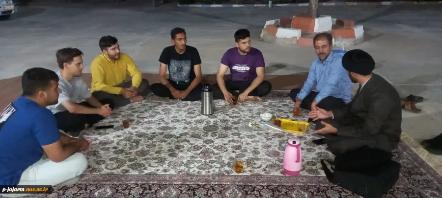 به مناسبت هفته خوابگاه ها  وبا حضور امام جماعت دانشکده حاج آقا محمودزاده ، برگزاری نشست صمیمی با دانشجویان محترم خوابگاهی 2