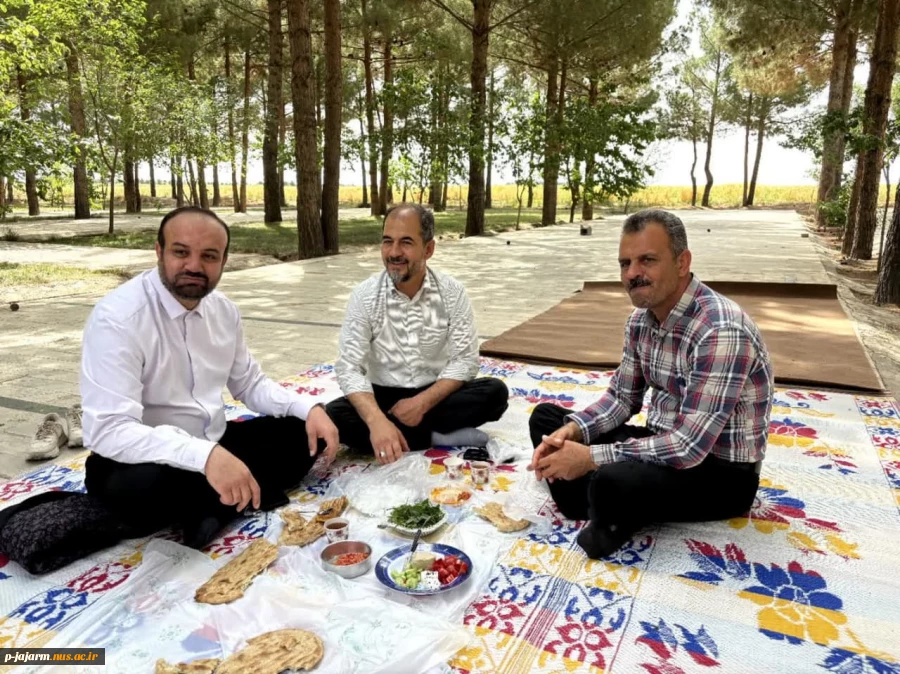 برگزاری برنامه صبحانه سالم در محل پارک مجتهد جاجرمی (چهارشنبه 24 اردیبهشت 1404) 2