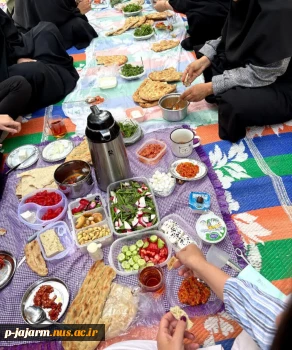 برگزاری برنامه صبحانه سالم در محل پارک مجتهد جاجرمی (چهارشنبه 24 اردیبهشت 1404) 4