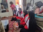 به مناسبت دهه کرامت توزیع بسته‌های معیشتی بین خانواده‌های کم‌ برخوردار  توسط اعضای کانون دانشجویی هلال احمر  3