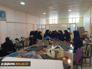 برگزاری ورکشاپ جواهر دوزی توسط استاد محترم سرکار خانم ساجدی 3