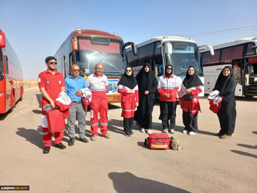 اعزام  دو نفر از دانشجویان عضو کانون دانشجویی هلال احمر دانشگاه ملی مهارت مرکز جاجرم (دانشجویان محترم خانم فراشیانی و خانم نجاری) به همراه نیروهای امدادی هلال‌احمر جاجرم به مراسم سالگرد ارتحال امام خمینی (ره) 2