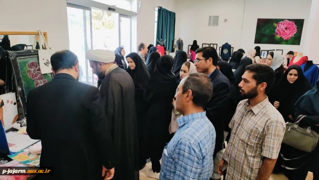 آغاز به کار نمایشگاه دستاوردهای هنری دانشجویان گرامی رشته های طراحی و دوخت و طراحی پوشاک - ۲۹ خرداد ۱۴۰۴ 18