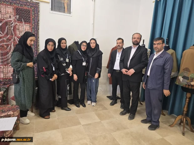 برگزاری جلسات دفاع از پایان نامه کارشناسی رشته طراحی و دوخت - 4 تیرماه 1404 34