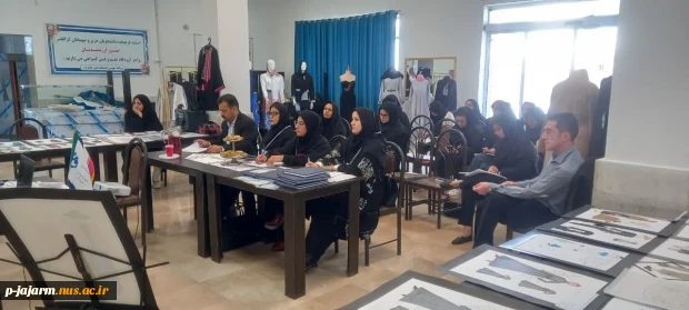 برگزاری جلسات دفاع از پایان نامه کارشناسی رشته طراحی و دوخت - 4 تیرماه 1404 60