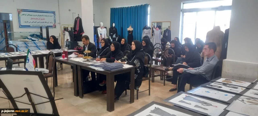 برگزاری جلسات دفاع از پایان نامه کارشناسی رشته طراحی و دوخت - 4 تیرماه 1404 60
