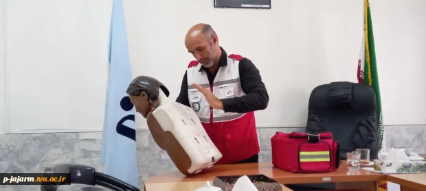 برگزاری دوره آموزشی "کمک های امدادی اولیه" ویژه کارکنان دانشگاه ملی مهارت مرکز جاجرم 2