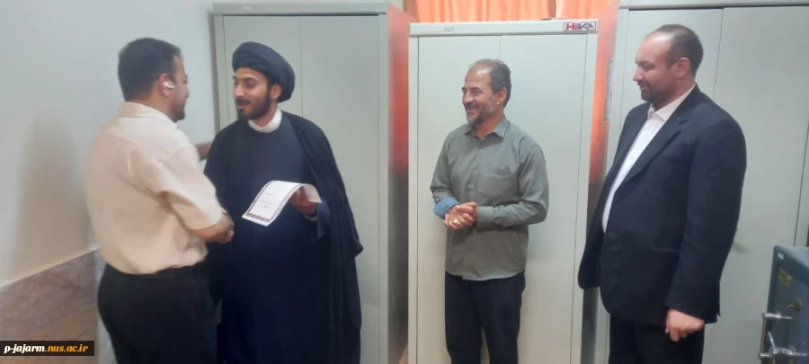 تقدیر از همکاران خدوم دانشکده ملی مهارت جاجرم به مناسبت روز کارمند 8